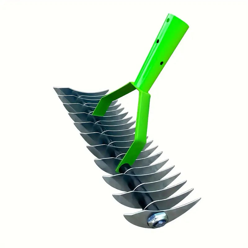 Long Reach Thatch Rake – Lawn Dethatching Tool