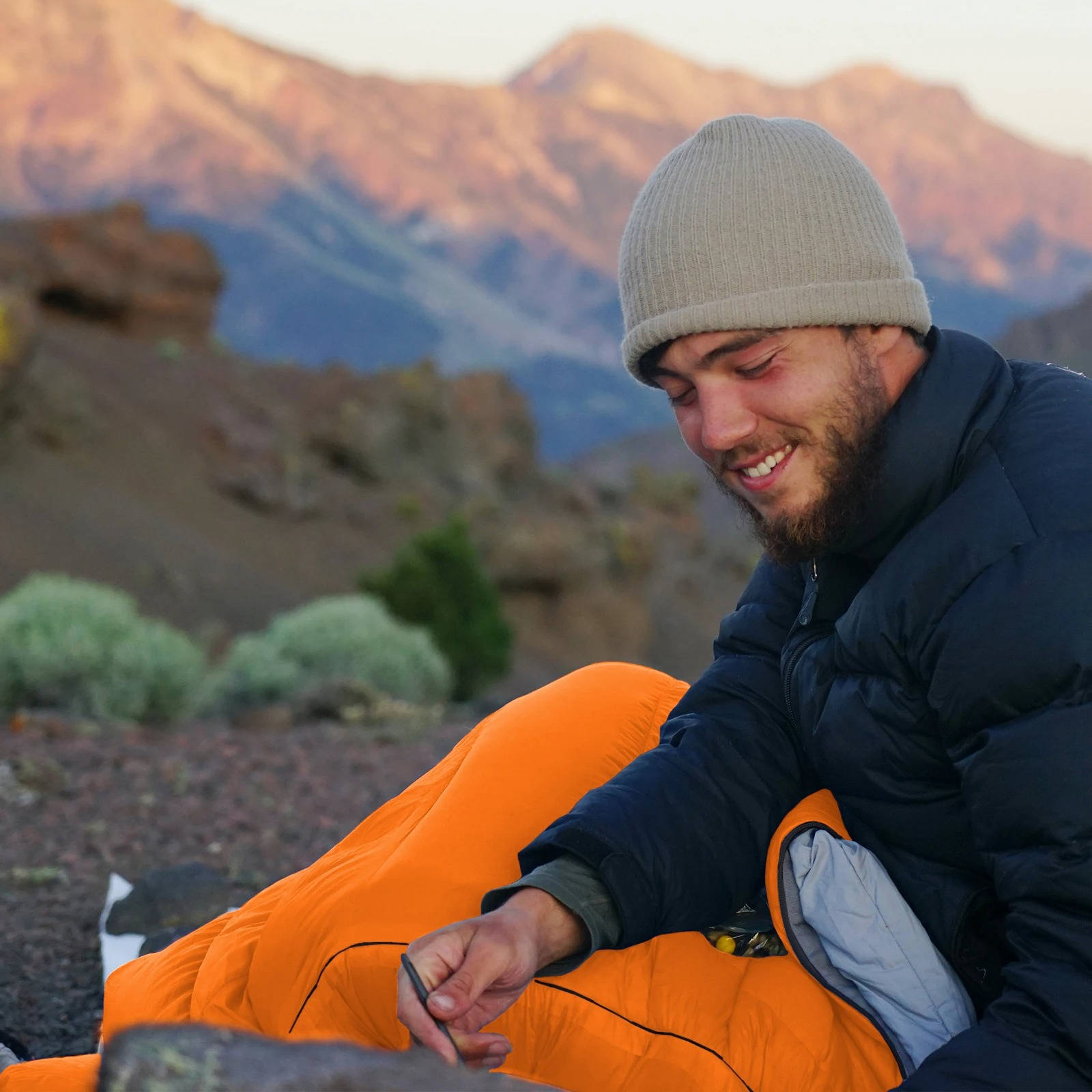 Adult Sleeping Bag – Waterproof 3 Season Camping Bag