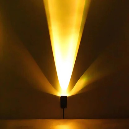 Solar Spot Light with Zoom Lens – RGB & Warm White LED