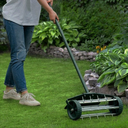Manual Lawn Aerator – Rolling Spike Tool, 18in Wide